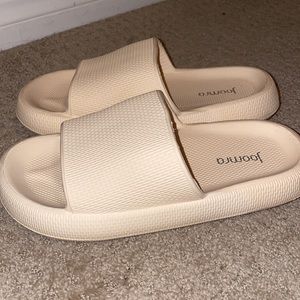 Beige Slides